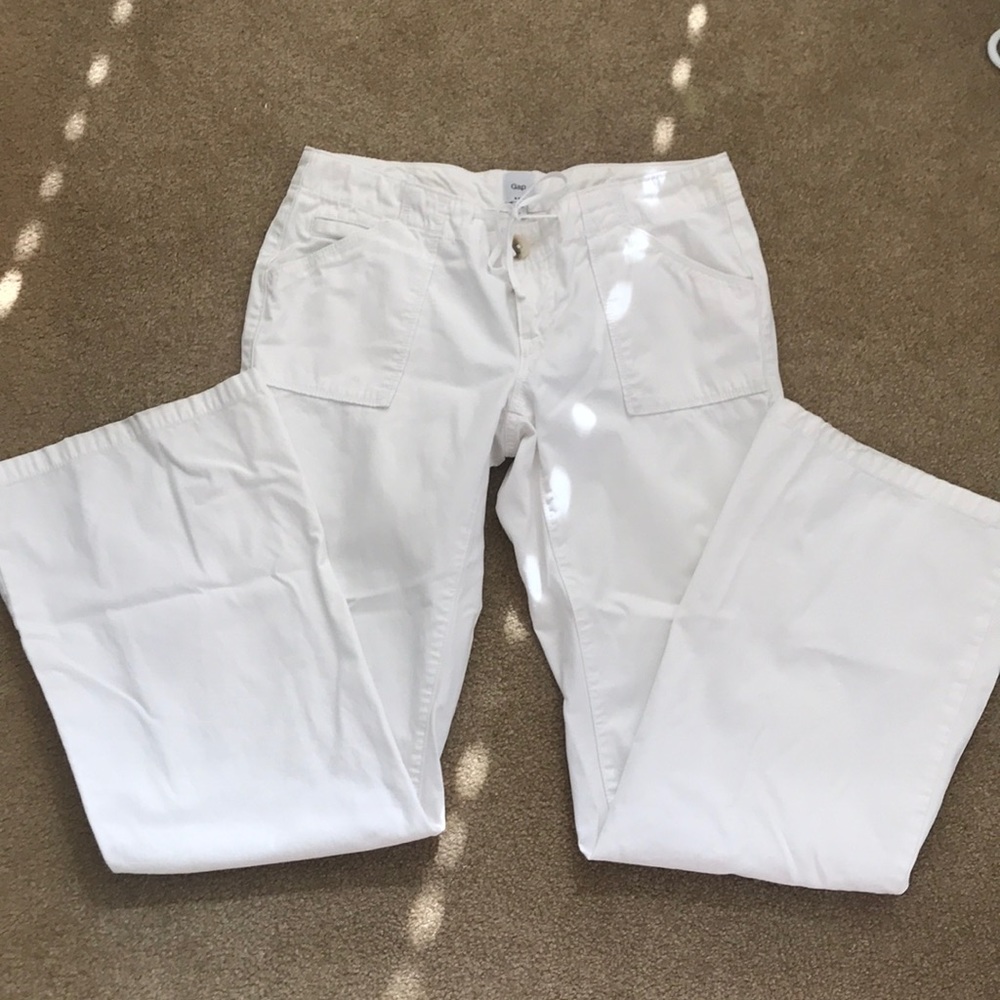 White Gap wide leg pants.